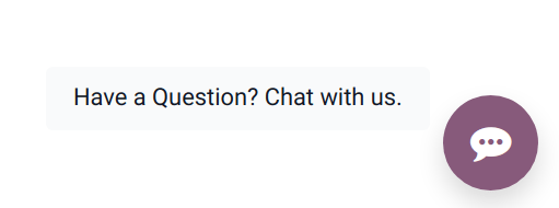View of an Odoo website emphasizing the livechat button.